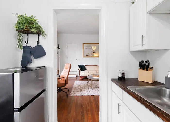 Historic Suite - Near Mercer University And Downtown