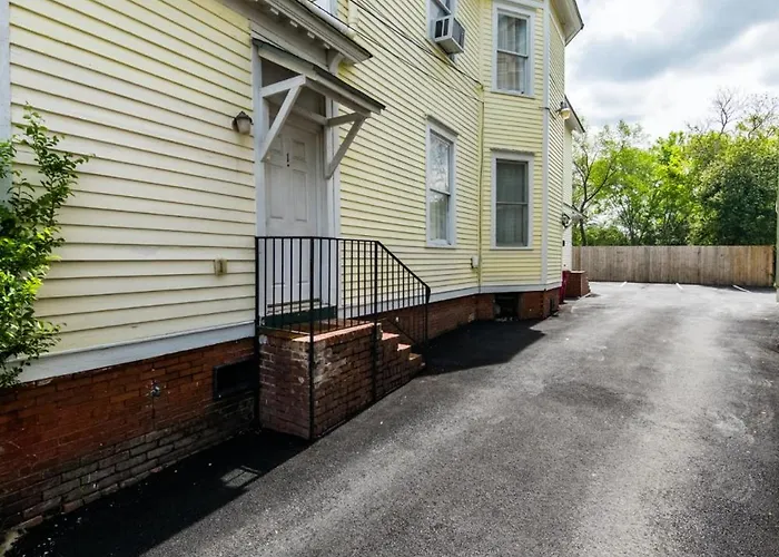 Historic Suite - Near Mercer University And Downtown