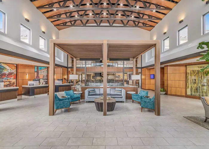 Embassy Suites By Hilton Detroit Metro Airport