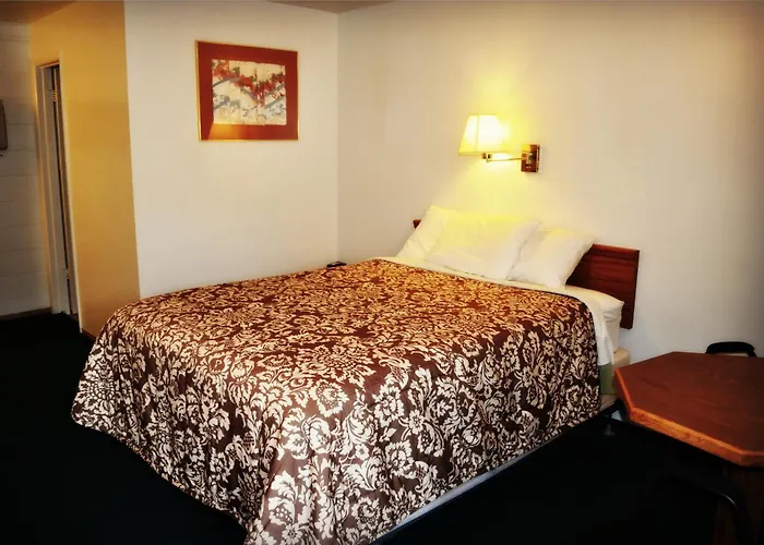 Town House Motel