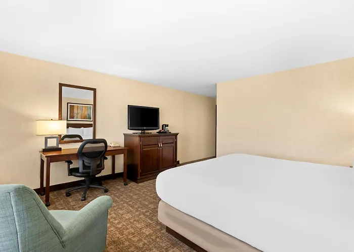 Prado Hotel By Choice Hotels