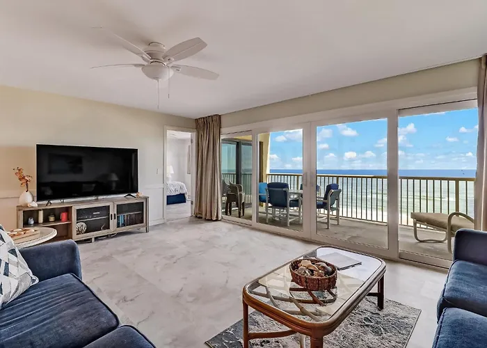 Oceanfront W Beach Access