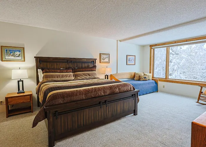 Summit House 2 Bed 2 Bath Shgw