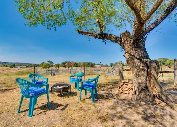Charming Subiaco Getaway Near Arkansas River!