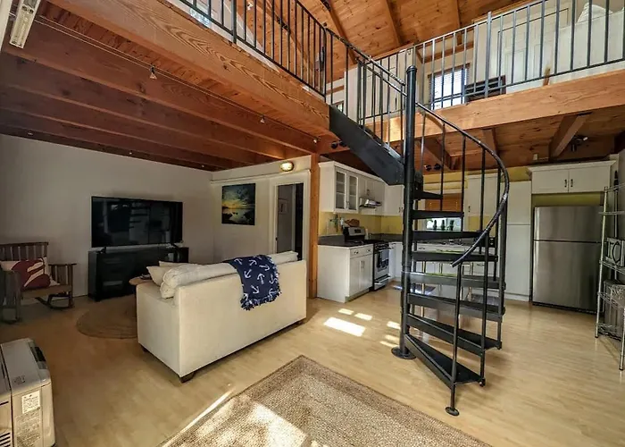 Acadia Park Suites Condo