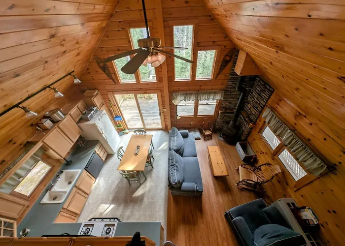 Log Cabin On Saltwater Cove