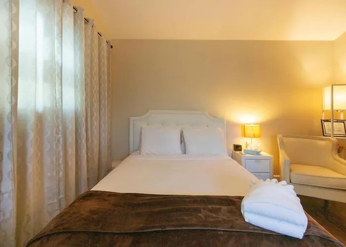 Sonoma Getaway For Two - Great Location