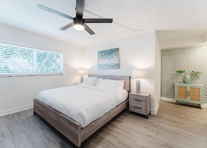 Boca Waterfront Luxury By Aureum Stay Walk To Beach