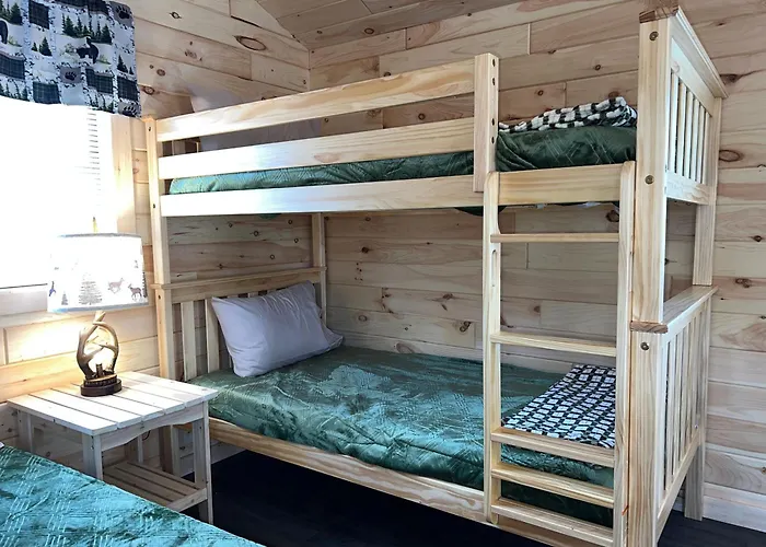 Sister Lakes Glamping Cabin At Wonder Woods #3