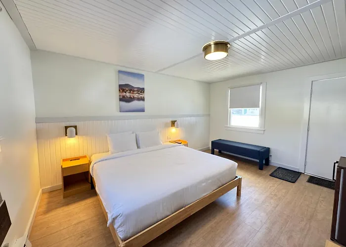 Maple Leaf Inn Lake Placid