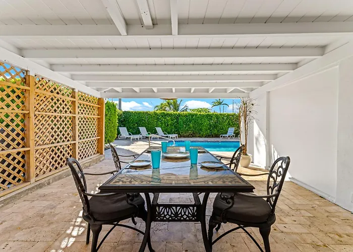 Few Steps From The Beach -Awesome 1Br1Ba
