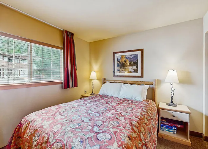 Icicle Village Resort 401 Aspen Abode
