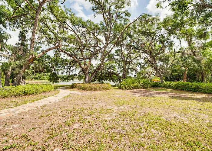 Lake Access + Private Patio: Sunny Inverness Apt!