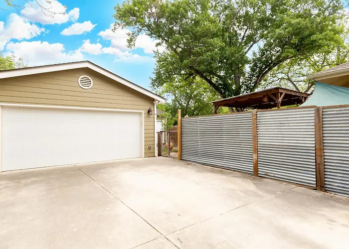 Elm Street Bungalow