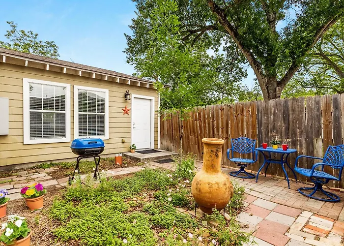 Elm Street Bungalow