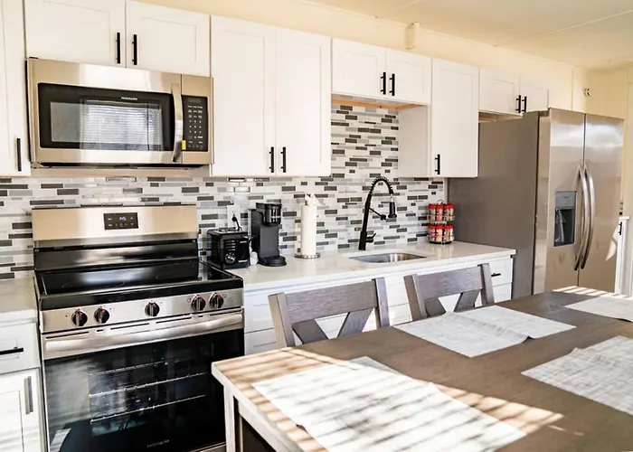 One Bed Retreat In Long Branch