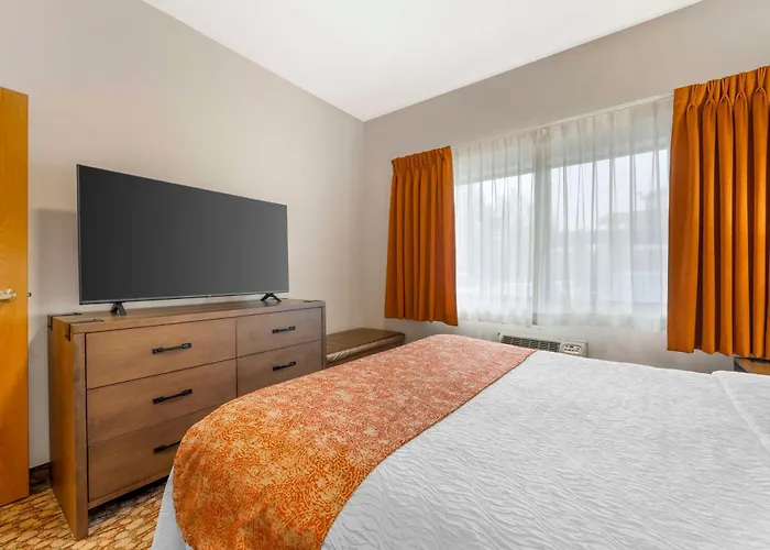 Best Western Plus Mill Creek Inn