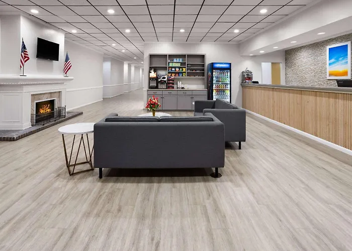 Days Inn By Wyndham Hinesville Near Fort Stewart
