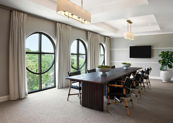 The Memphian, A Tribute Portfolio Hotel