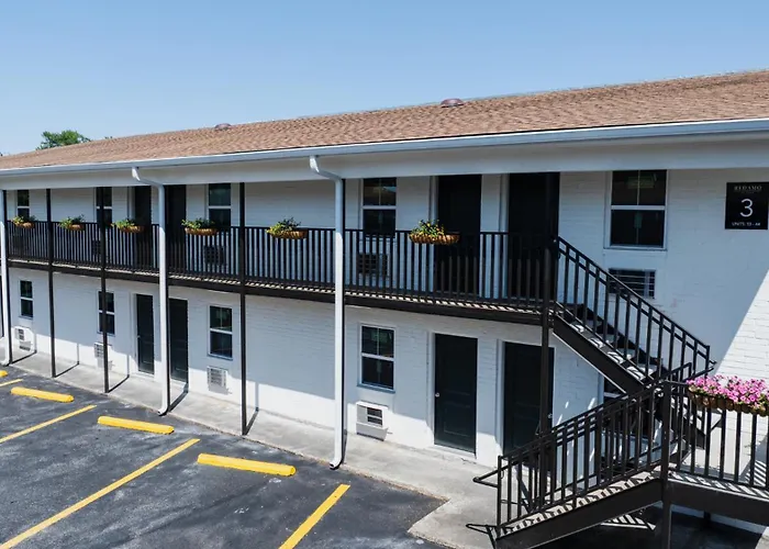 Redamo Suites
