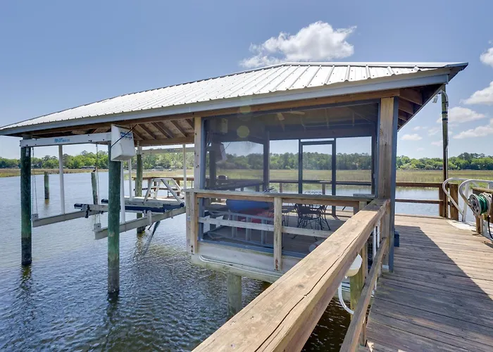 Fish, Boat & Unwind: 'Creekside Oasis' In Darien!