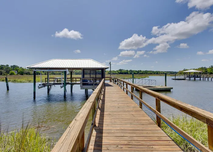 Fish, Boat & Unwind: 'Creekside Oasis' In Darien!