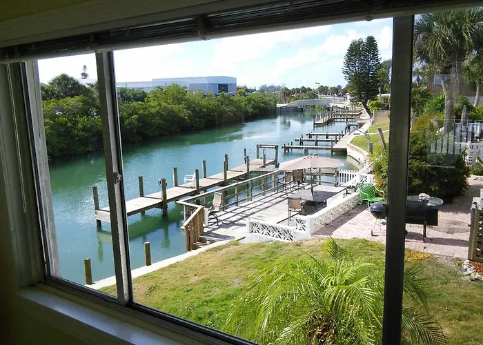 Casey Key 2-Bedroom Bay View