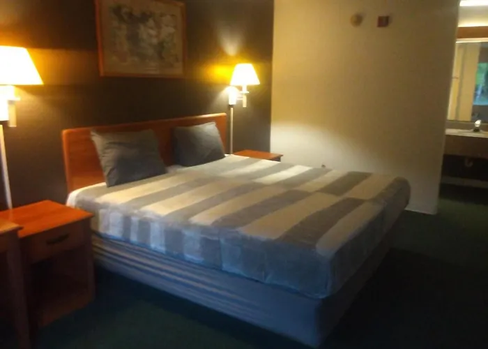 2 Double Beds Hotel Studio 126