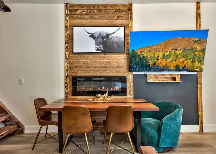First Level Studio Unit #7 Close To Everything Bike, Ski, Swim Zephyr Cove!