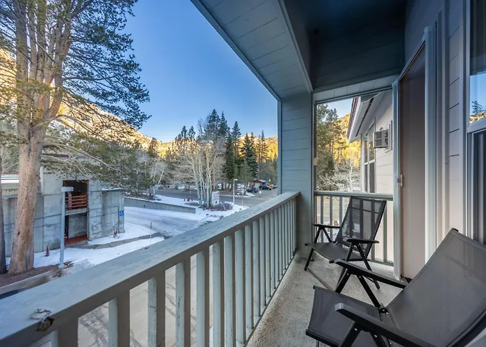Palisades Tahoe Lodge Rentals Premium Fireplace One Bedroom #807