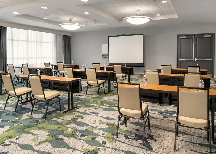 Embassy Suites Fort Myers - Estero