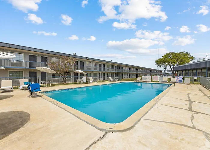 Americas Best Value Inn Fort Worth/Hurst