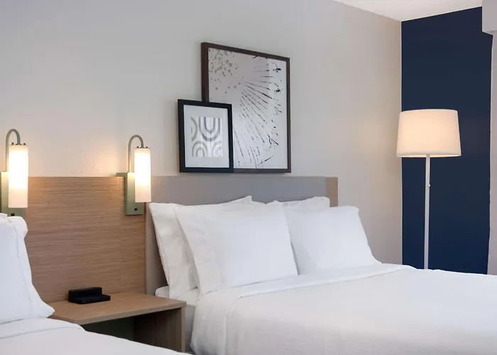 Spark By Hilton Summerville