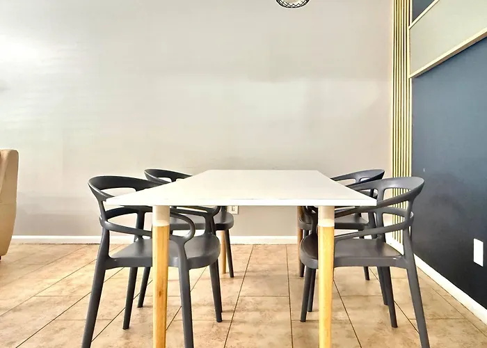 New 2B2B Entire Townhouse Place Cozy And Quiet Sp1271