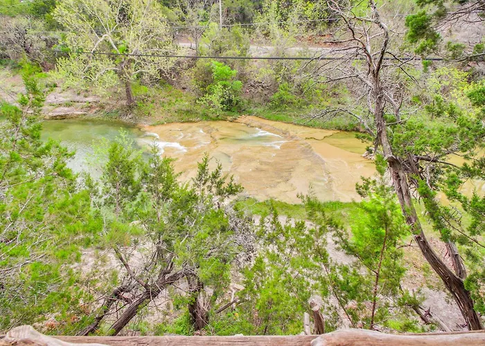 'Cedar Falls Cabin 3' Next To Turner Falls Park