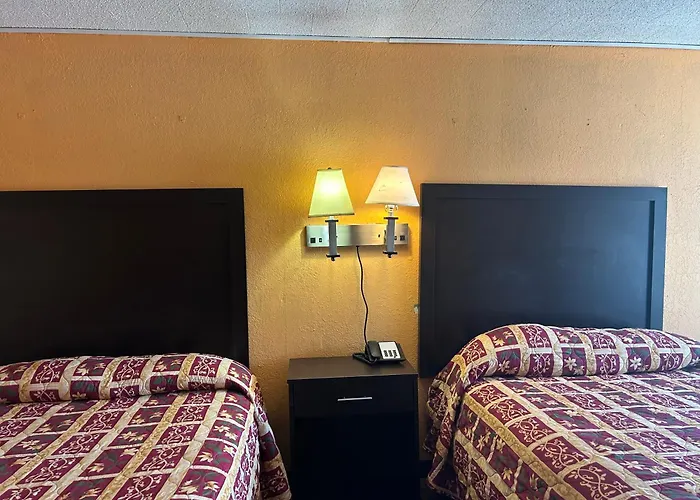 Queen Elizabeth Motel