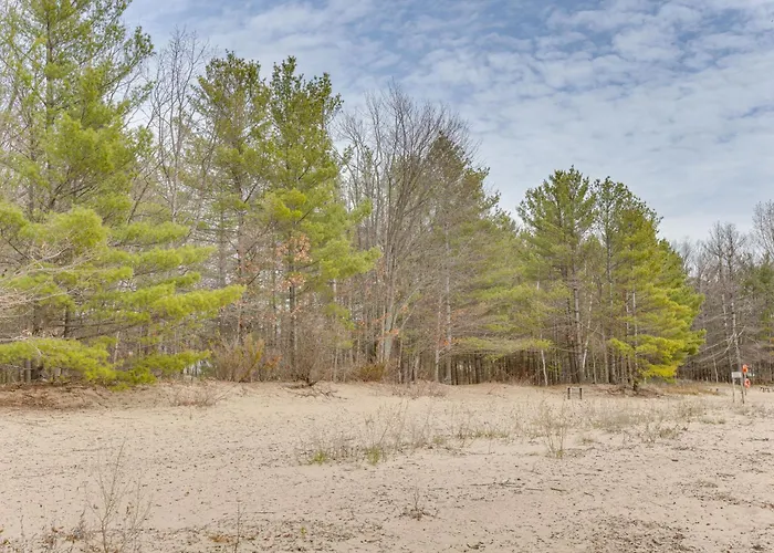 8 Mi To Traverse City: Bayside Couple'S Retreat
