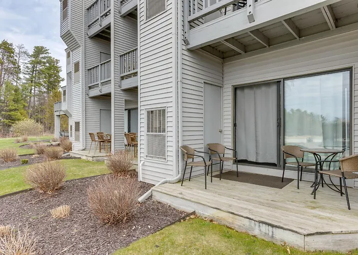 8 Mi To Traverse City: Bayside Couple'S Retreat