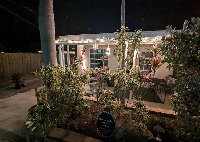 Casey Key 1-Bedroom Courtyard Villa