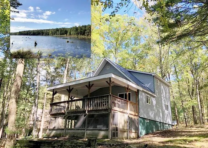 Beautiful Lakefront Chalet In The Poconos!