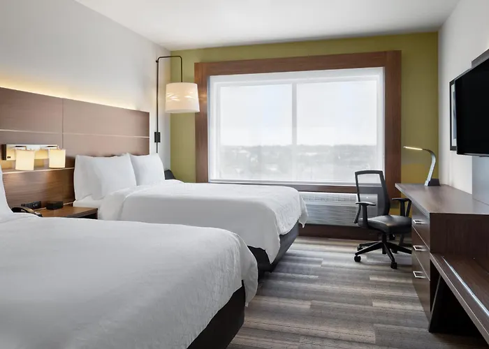 Holiday Inn Express & Suites - Madison West - Middleton By Ihg