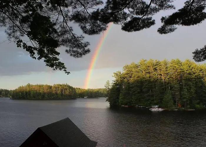 Stabbin Cabin #2 On Grant Island - Hot Tub, Boat, Pet Friendly