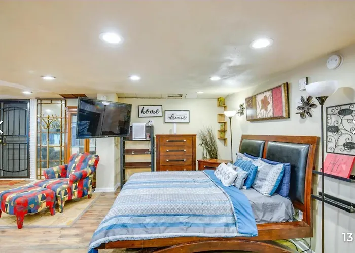 Private Entrance Apt Room #4