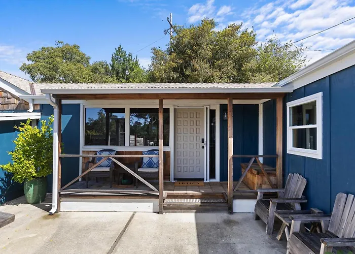 House Of Joy-Sleeps 12