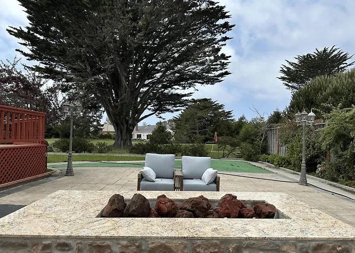 4300 Sq Ft Bay Escape, Near Beach, Golf And Trails