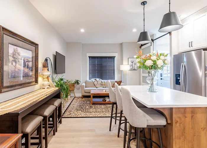 Luxury Comfort Near Downtown