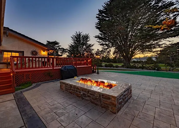 4300 Sq Ft Bay Escape, Near Beach, Golf And Trails