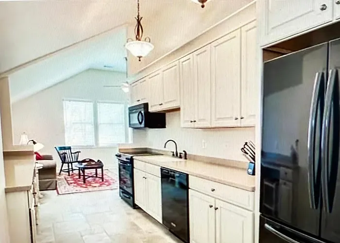Hidden Stables On Chancey Pond Rentals, Llc