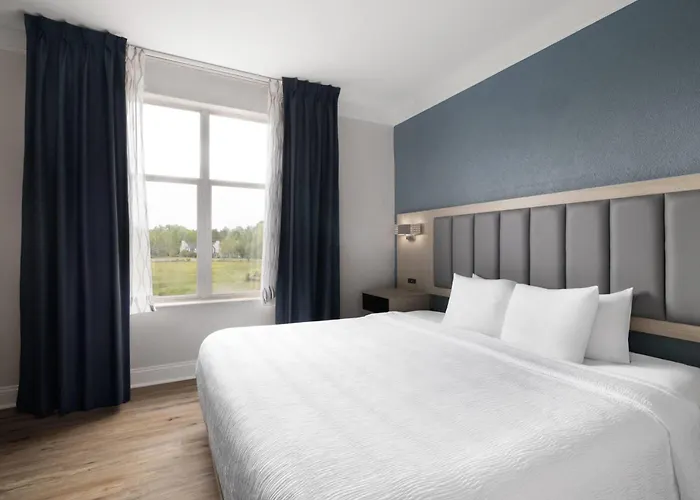 Wingate By Wyndham Savannah Gateway