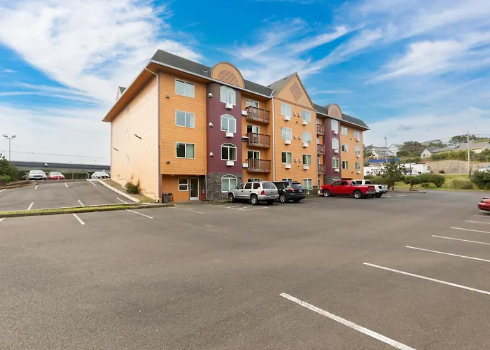 Palace Inn & Suites